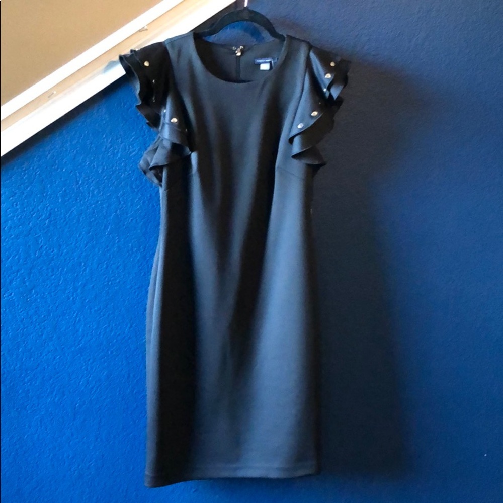 NWT Black cap sleeved dress